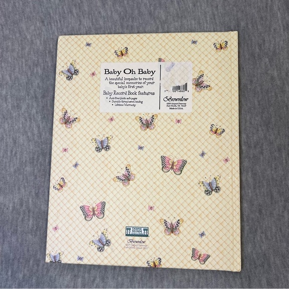 Baby Oh Baby: A Record of Baby's First Year - Picture 5 of 5